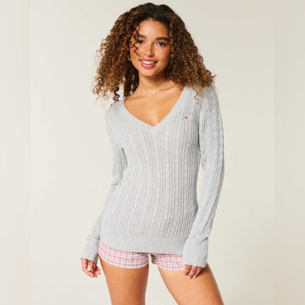 Y2K Hollister Cable-Knit Icon V-Neck Sweater Light Heather Grey XL